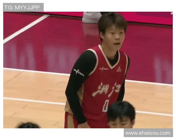 八一女篮迎战浙江队决战WCBA赛场展现巾帼风采