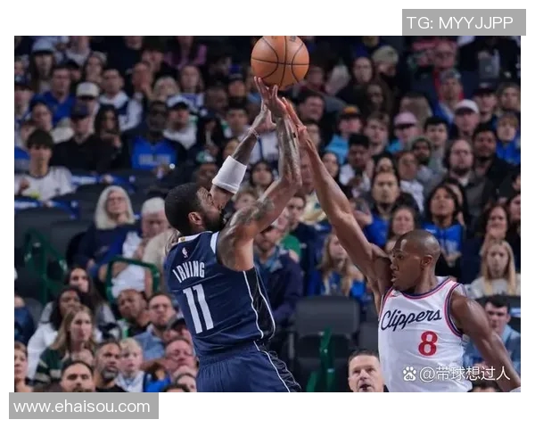 勇士与快船第五场激战回顾球员表现与战术分析全景呈现