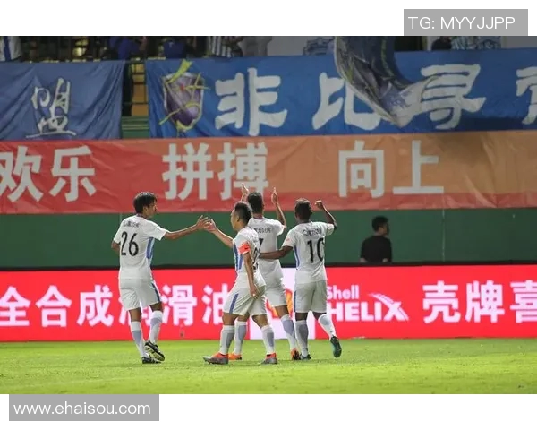 申花与广州富力精彩对决集锦回顾展现足球魅力与激情瞬间