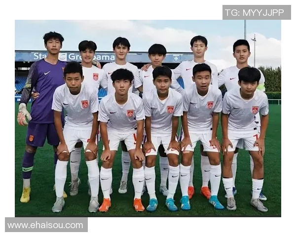 中国国家足球队迎战威尔士队激情对决展现实力与风采 中国国家足球队迎战威尔士队激情对决展现实力与风采