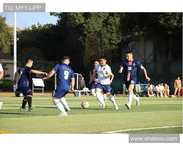 李伟独家解析足球技巧与战术心得分享助你提升球技与比赛表现