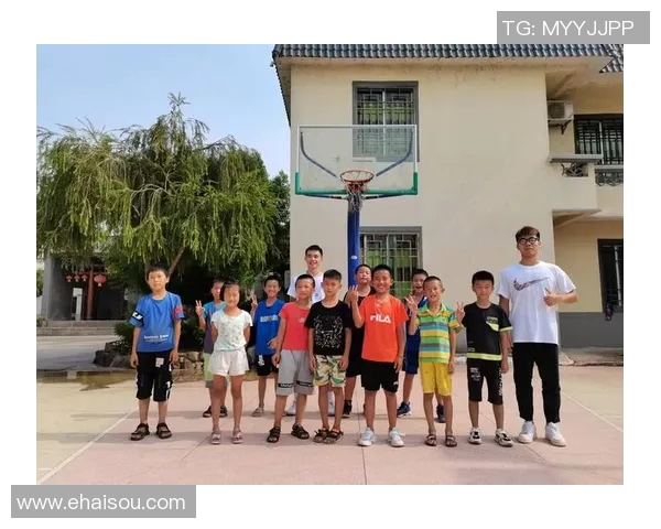 范子铭的成长之路：从青涩少年到篮球场上的明星之旅