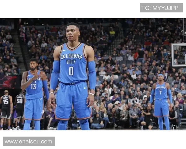 雷霆对阵猛龙威少精彩抢球瞬间引发全场欢呼